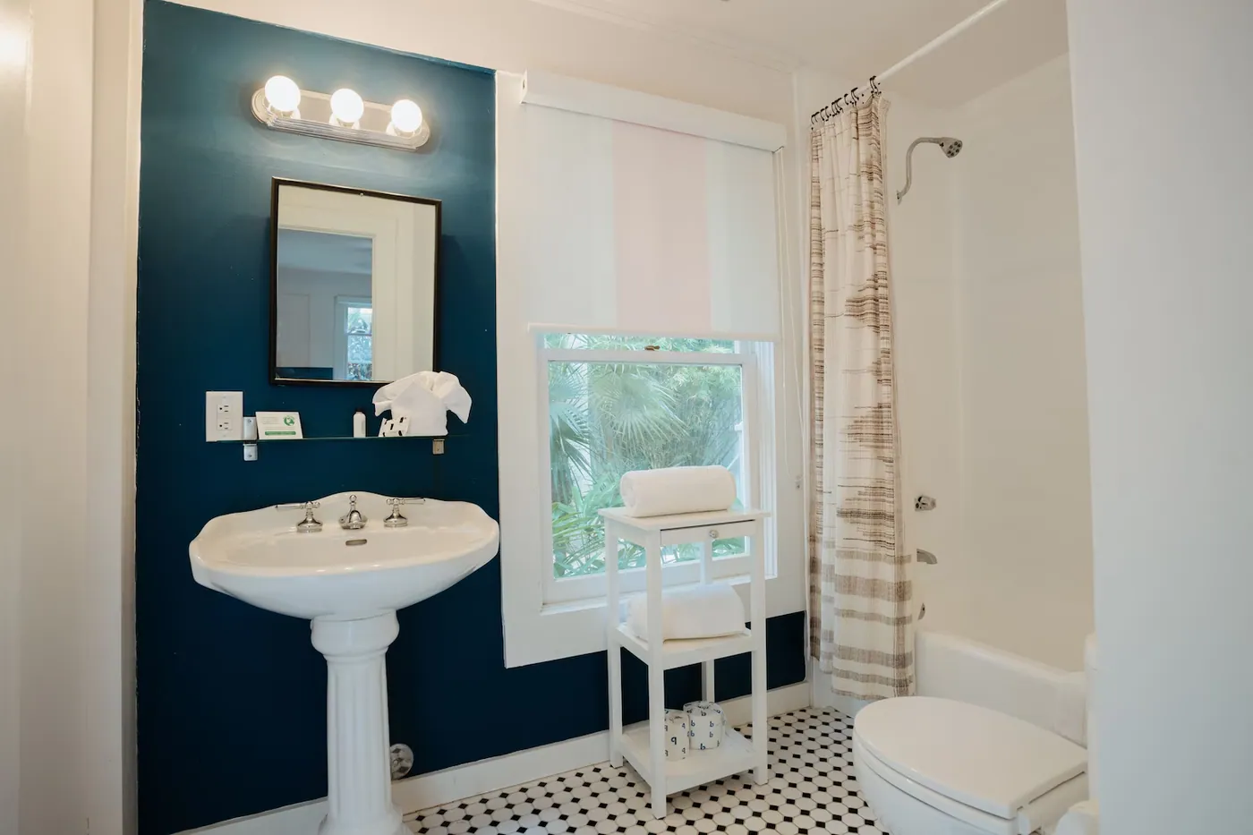 Deluxe Double Room - photograph 4 of 4